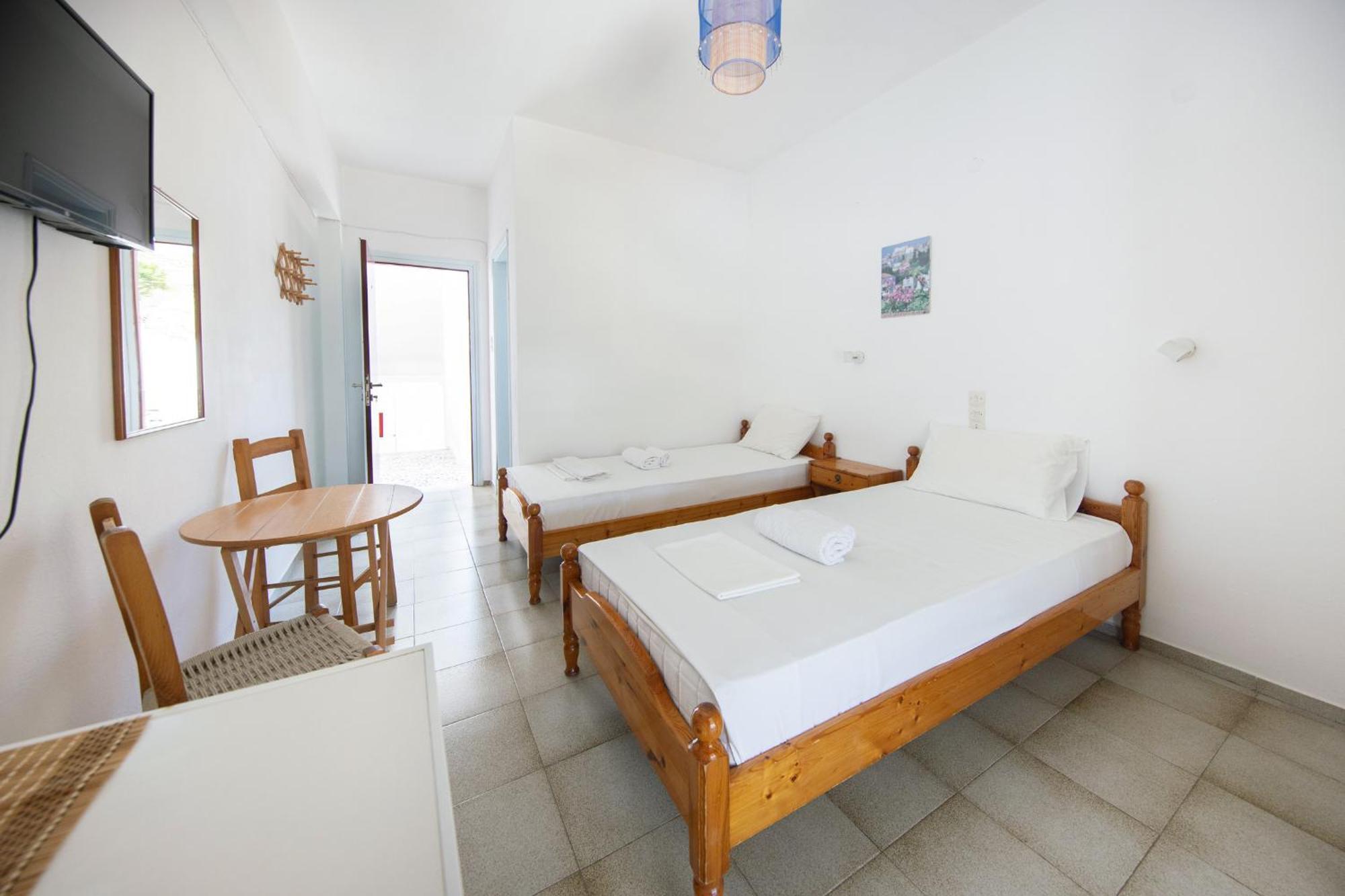 Nikos Rooms Votsi  Ngoại thất bức ảnh